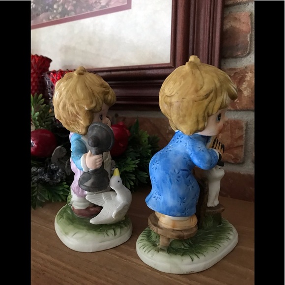 Rare Vintage 1970’s Porcelain Collector Set - Picture 5 of 9